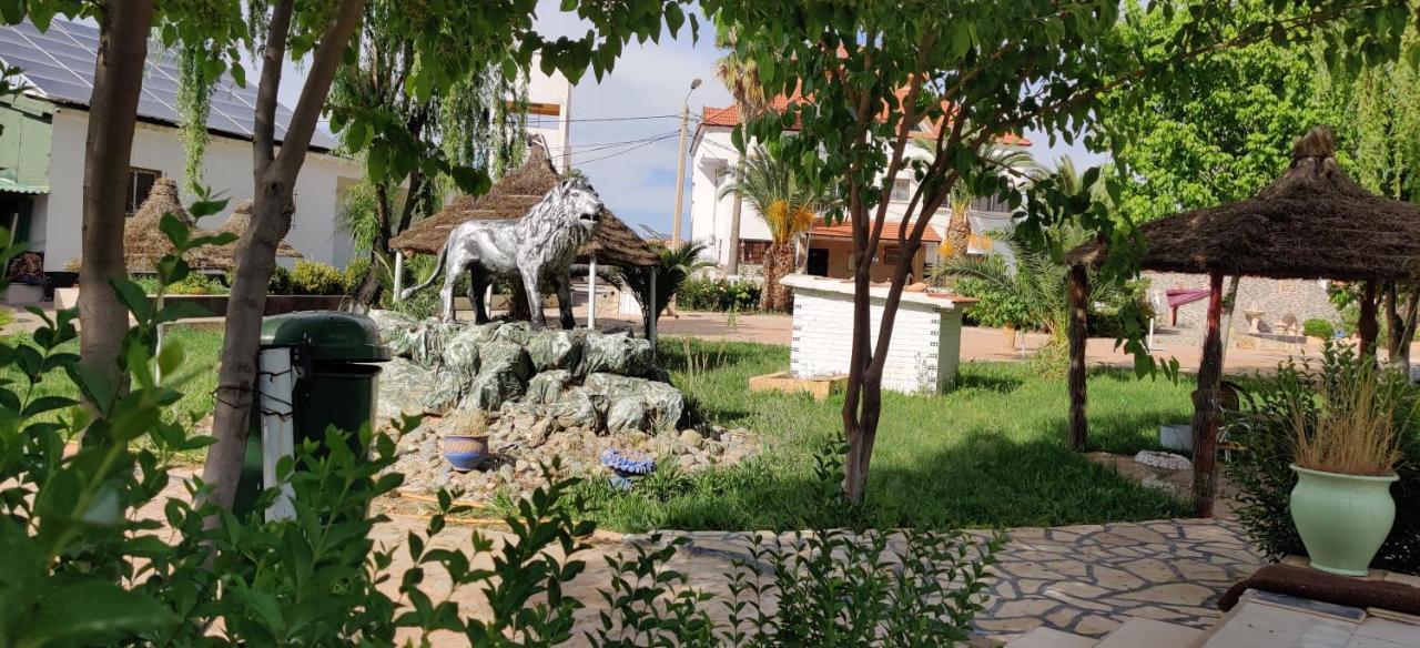 Le Vallon Vert - Club Equestre Azrou Zewnętrze zdjęcie